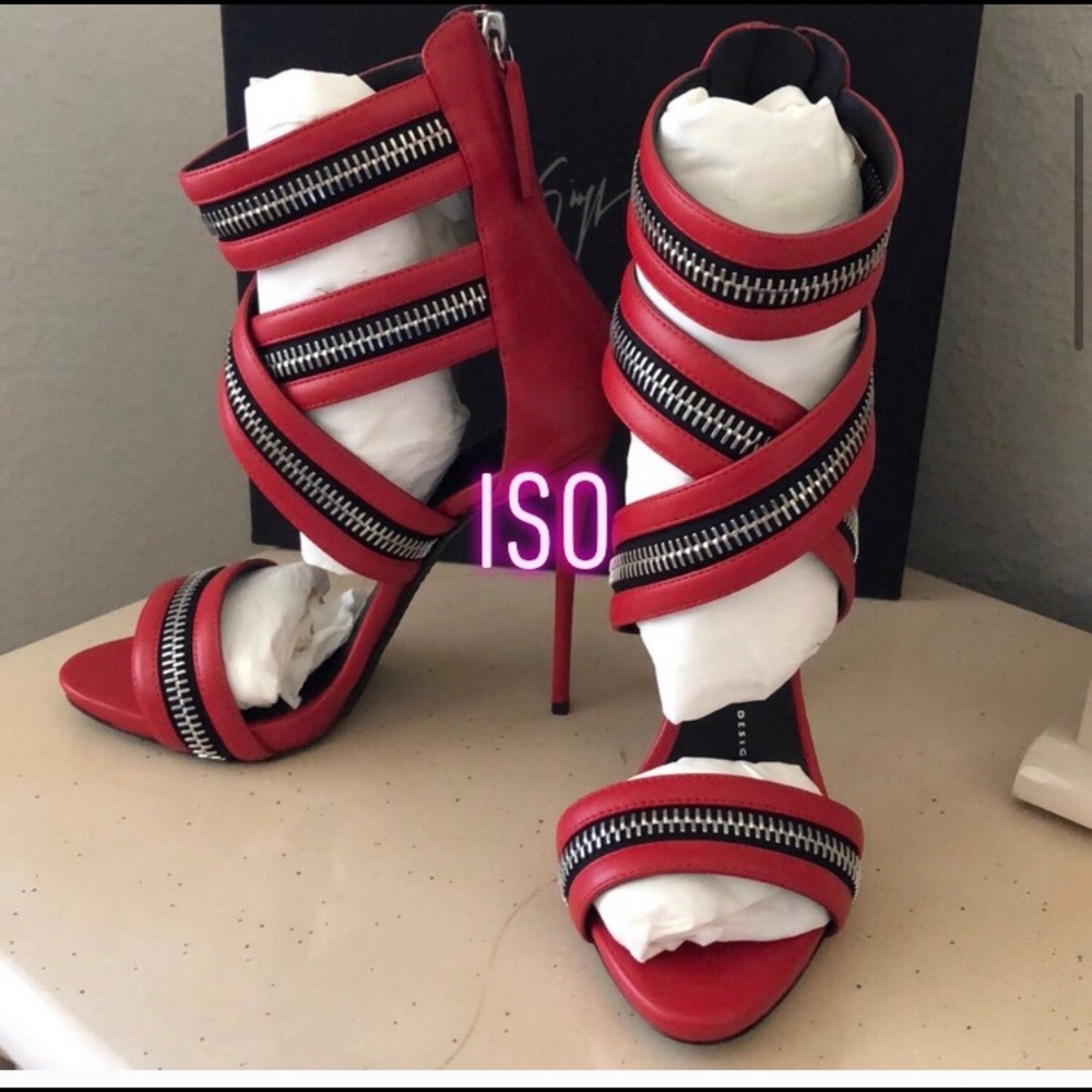 Giuseppe zanotti nappa fiamma